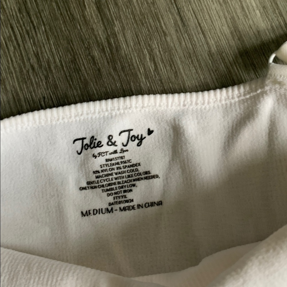 Women’s Jolie & joy white top M - Picture 2 of 3